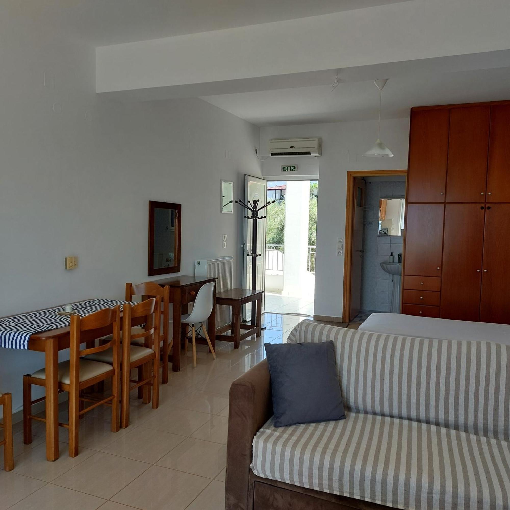 Elea Apartments Kalamata Exterior foto