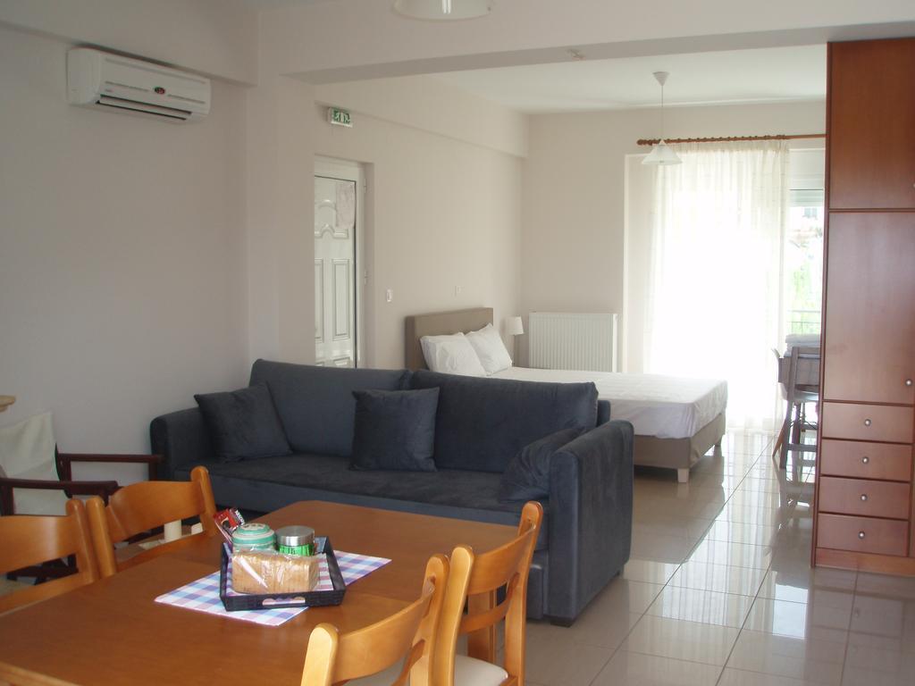 Elea Apartments Kalamata Exterior foto